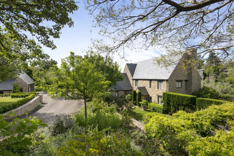 10 Marathon Drive, Mount Eliza Aqua Real Estate