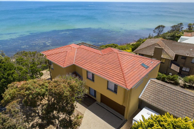 houses beside ocean