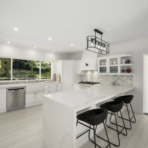 kitchen with breakfast bar