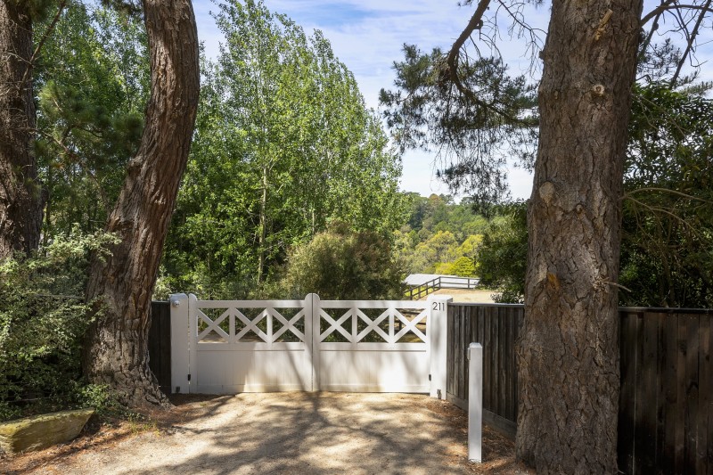 driveway gates