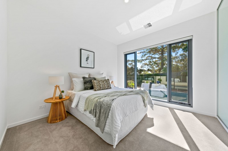 6 Roehampton Crescent, Mount Eliza (Web) (2 of 15)