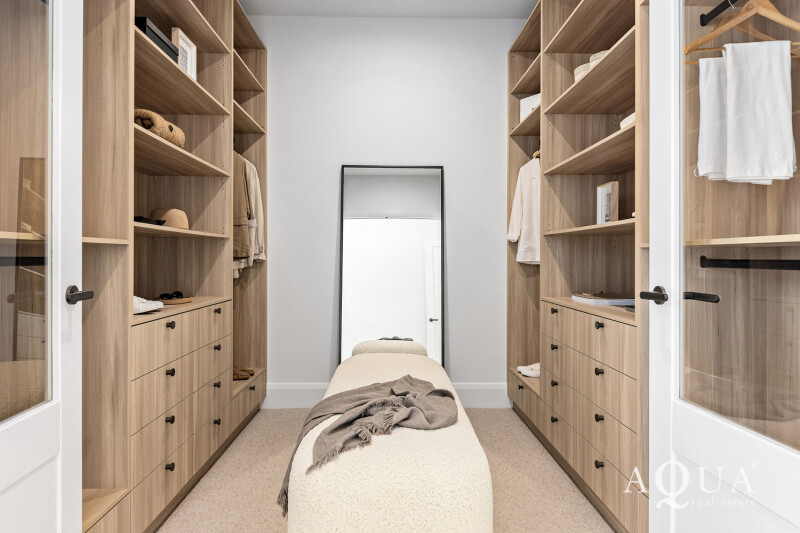 50_Roborough_Ave_027_V2