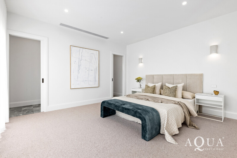 50_Roborough_Ave_033_V2