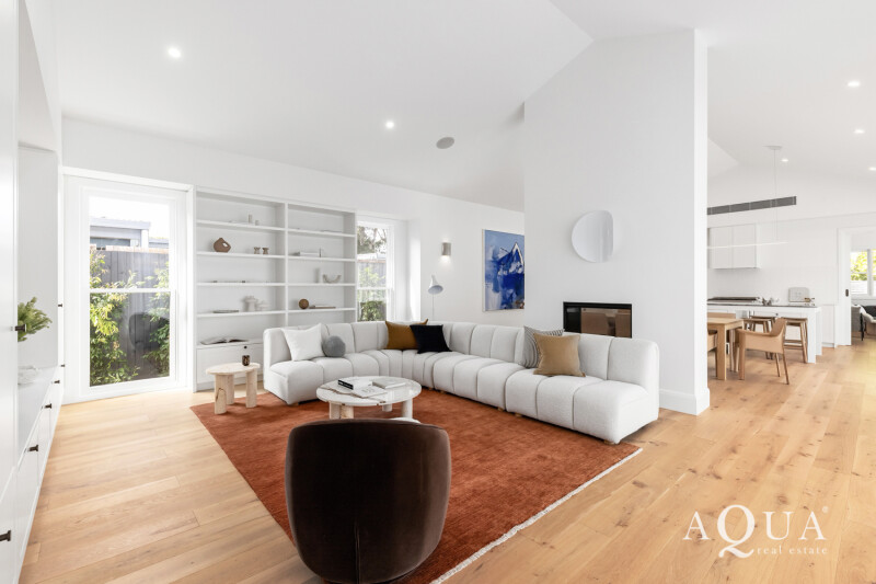 50_Roborough_Ave_054