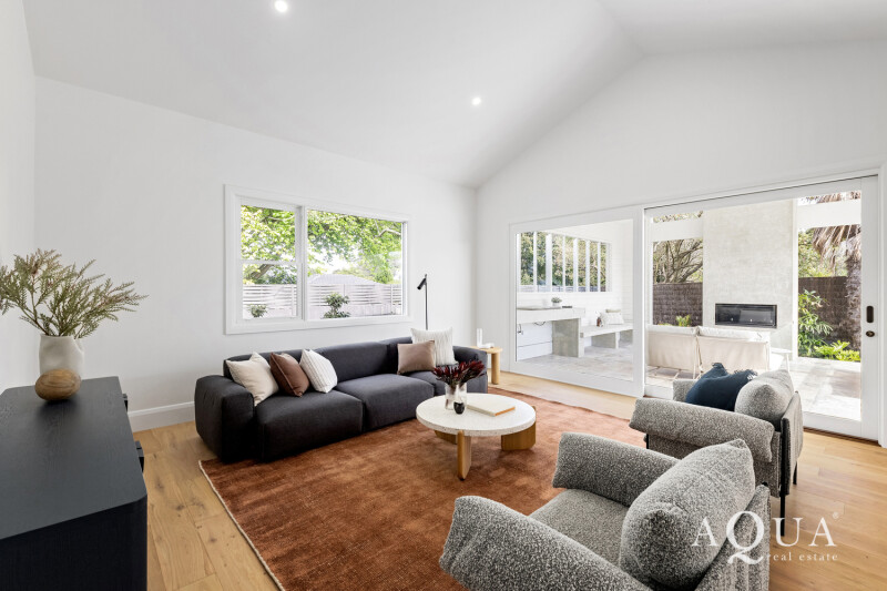 50_Roborough_Ave_100