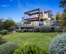 2018016718_24_1_220822_012809-w2000-h1334