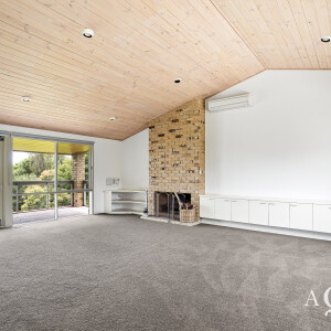 7_Rosserdale_Cres_210