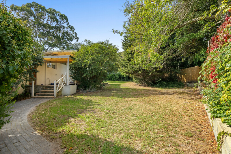 21 Daveys Bay Road-123