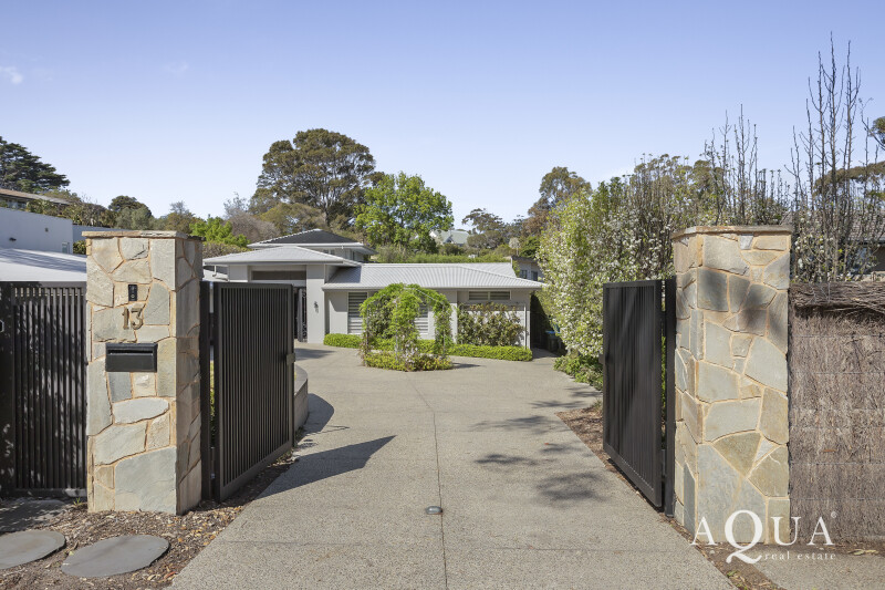 13_Daveys_Bay_576