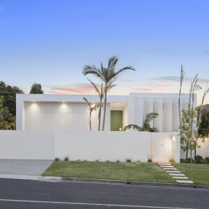 66 Koornalla Cres_DUSK_01