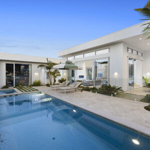 66 Koornalla Cres_DUSK_04
