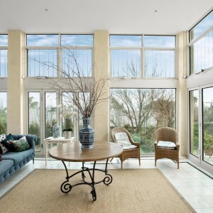 2020126765_13_1_251022_060955-w1600-h1067