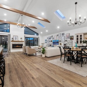 2019528077_11_1_240930_081219-w1920-h1280