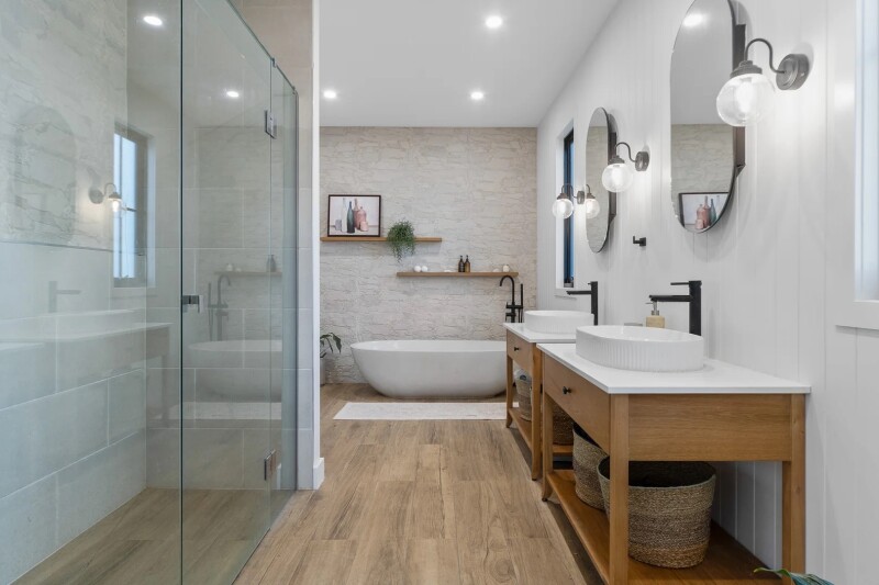 2019528077_21_1_240930_081219-w1920-h1280