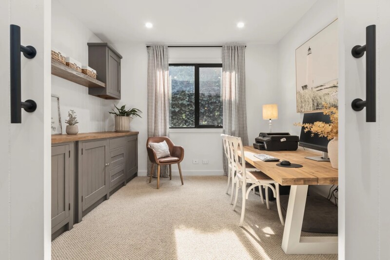 2019528077_24_1_240930_081219-w1920-h1280