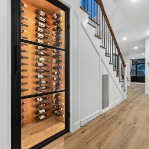 2019528077_3_1_240930_081219-w1920-h1280