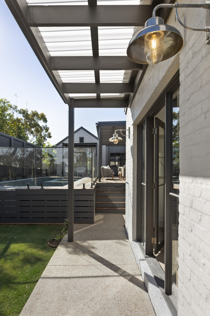 22_Rutland_Ave_208