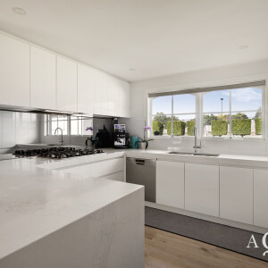 42_Sibyl_Ave_144