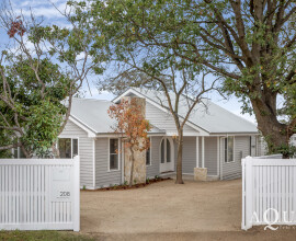 208_Mount_Eliza_Way_173