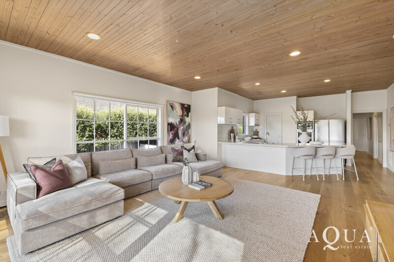 12_Summerhill_Cres_076