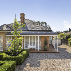 12_Summerhill_Cres_144