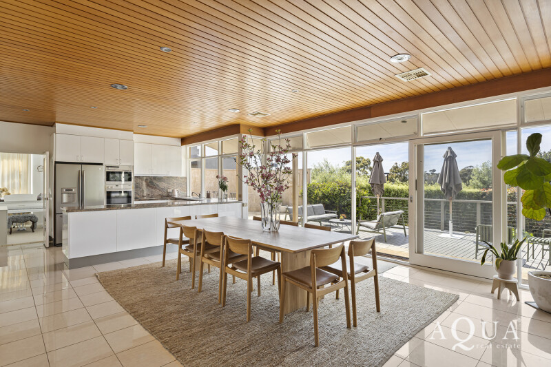 31_Canadian_Bay_Rd_073
