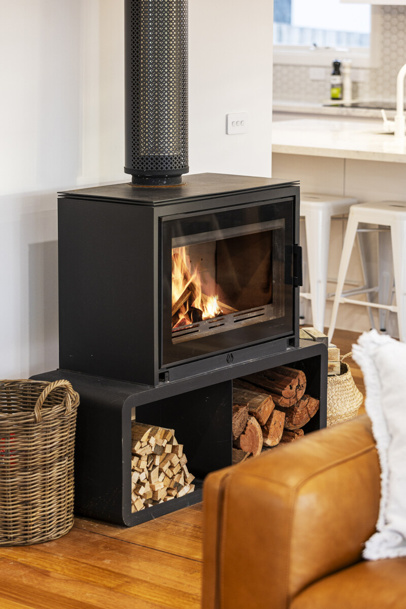 LIV240206_10Rosserdale_096-fire