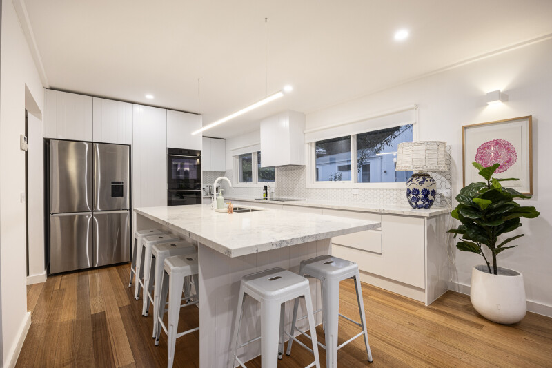 LIV240206_10Rosserdale_109