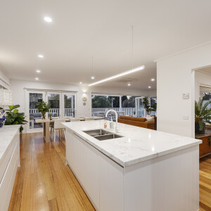 LIV240206_10Rosserdale_122
