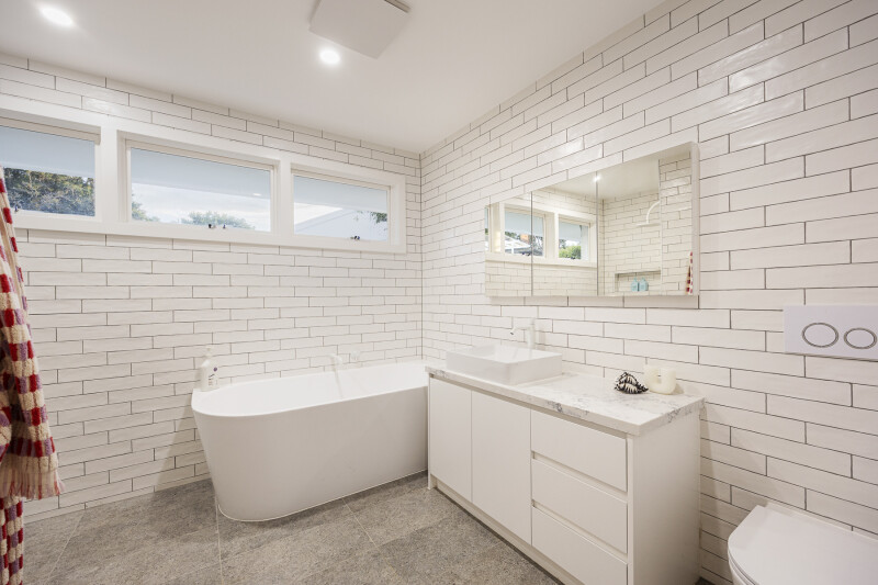 LIV240206_10Rosserdale_279